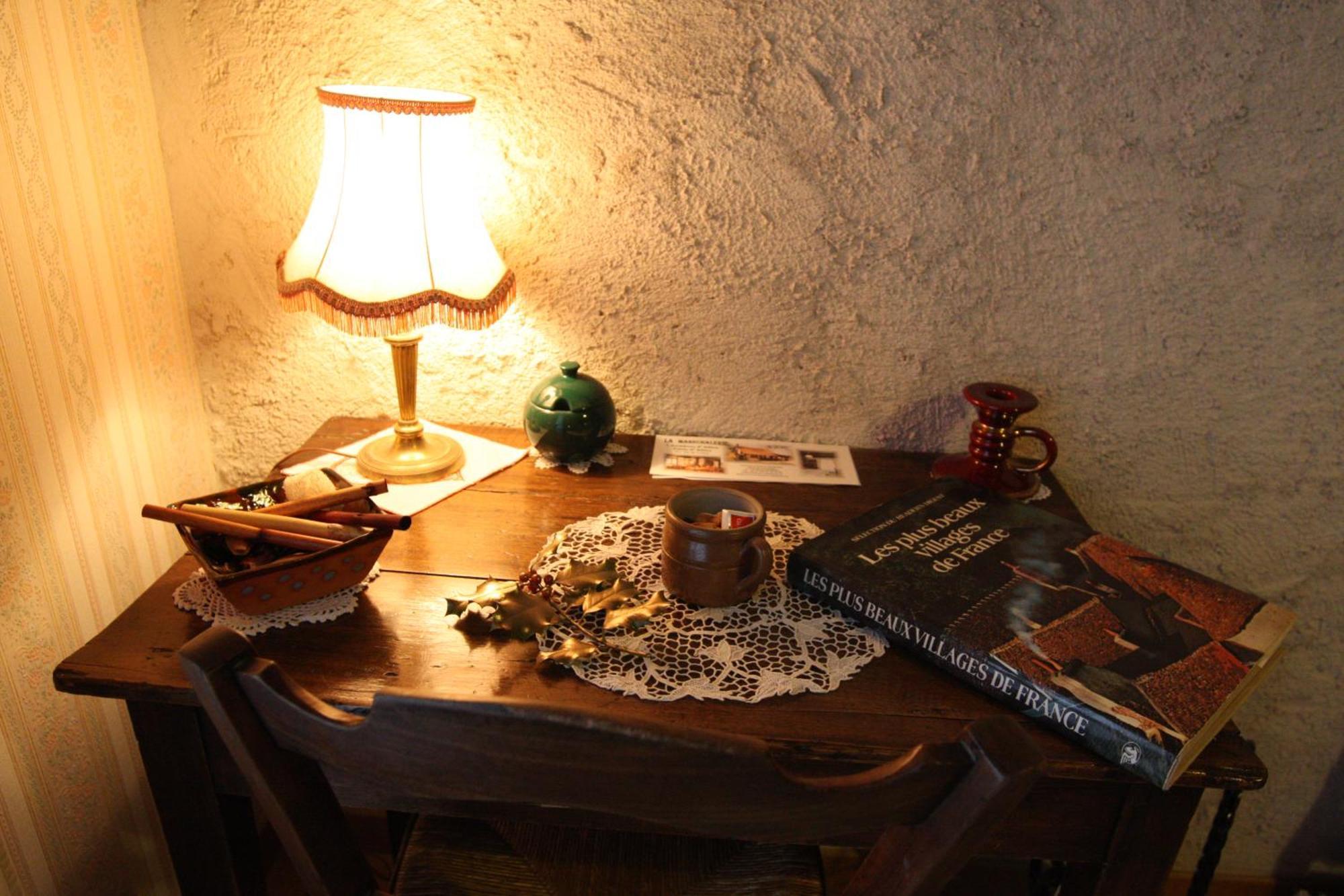 Bed and Breakfast La Maréchalerie Monthodon Esterno foto